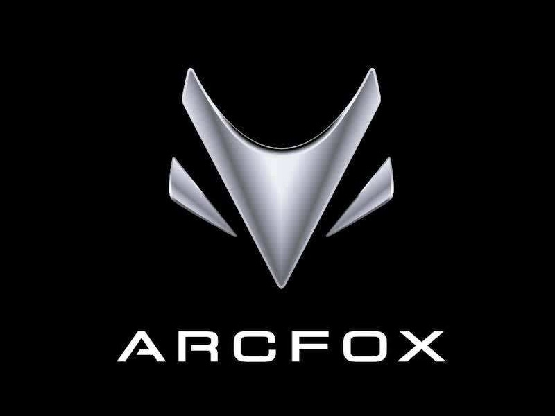 2.7ư늄ӳ ARCFOX-7Ճ(ni)܇չ