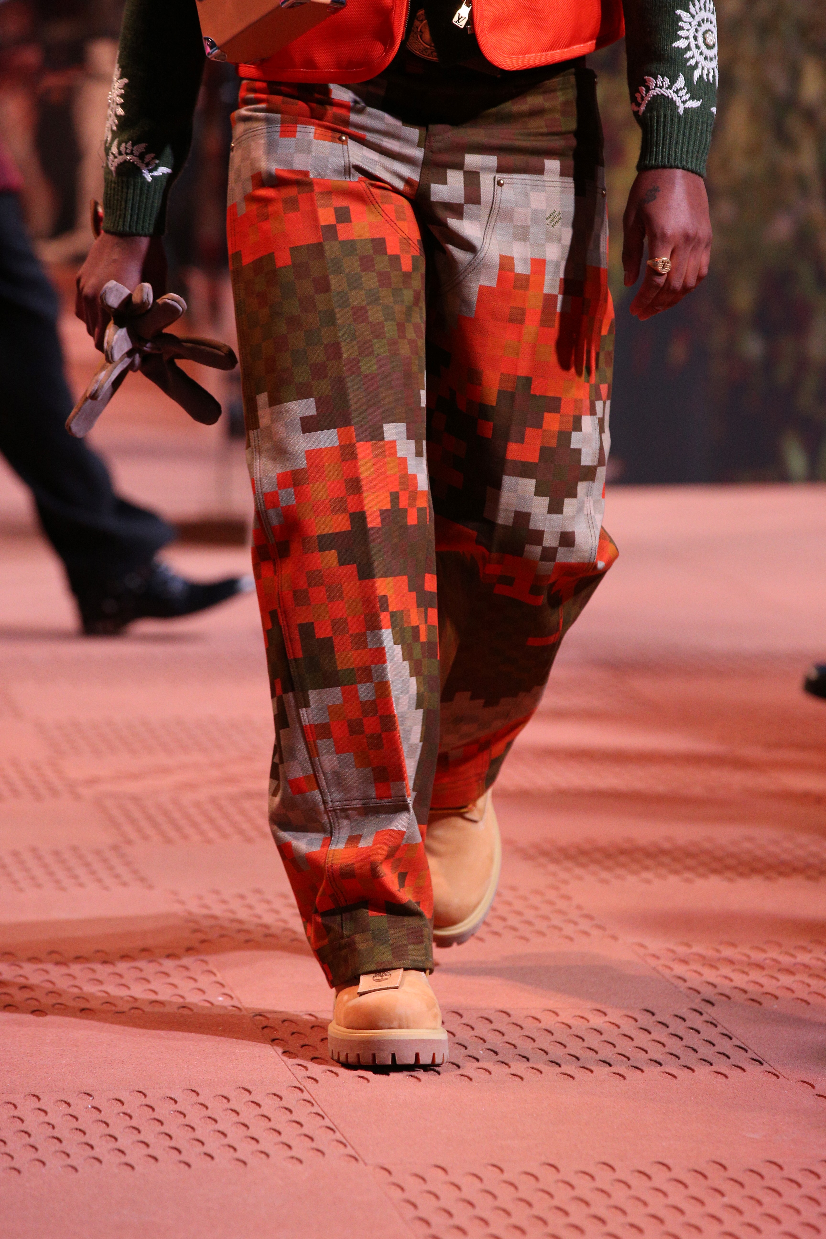 塿TIMBERLAND ꑰr(sh)b ^c(chng)֮gŮ14.jpg